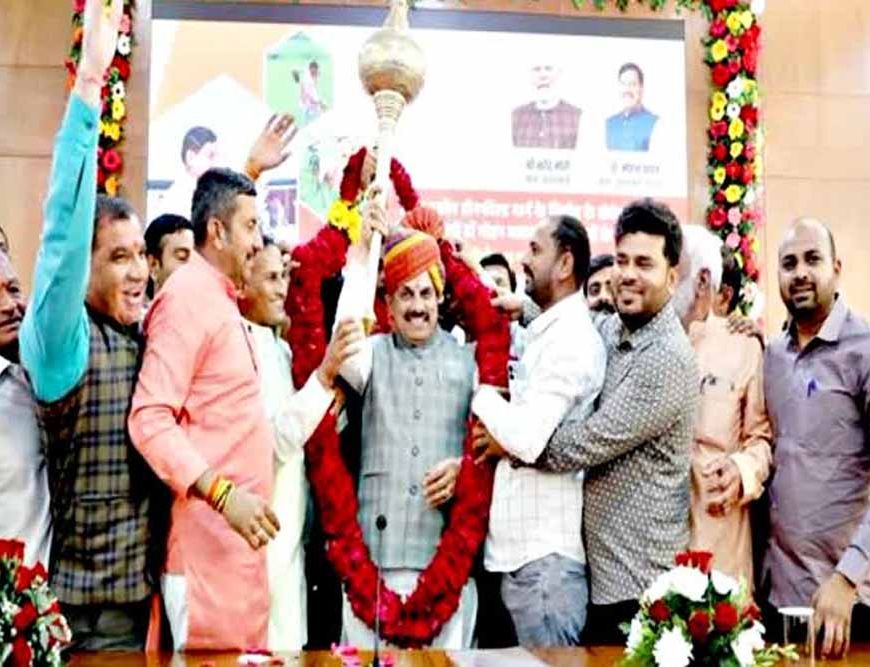 इंदौर-उज्जैन ग्रीनफील्ड परियोजना किसान और सरकार के बीच विश्वास की बनेगी मिसाल : मुख्यमंत्री डॉ. यादव