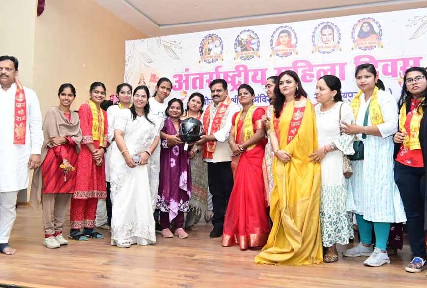 मैं भारत हूं” थीम पर भव्य बाइक-स्कूटी रैली, गोल्डन बुक ऑफ वर्ल्ड रिकॉर्ड में दर्ज