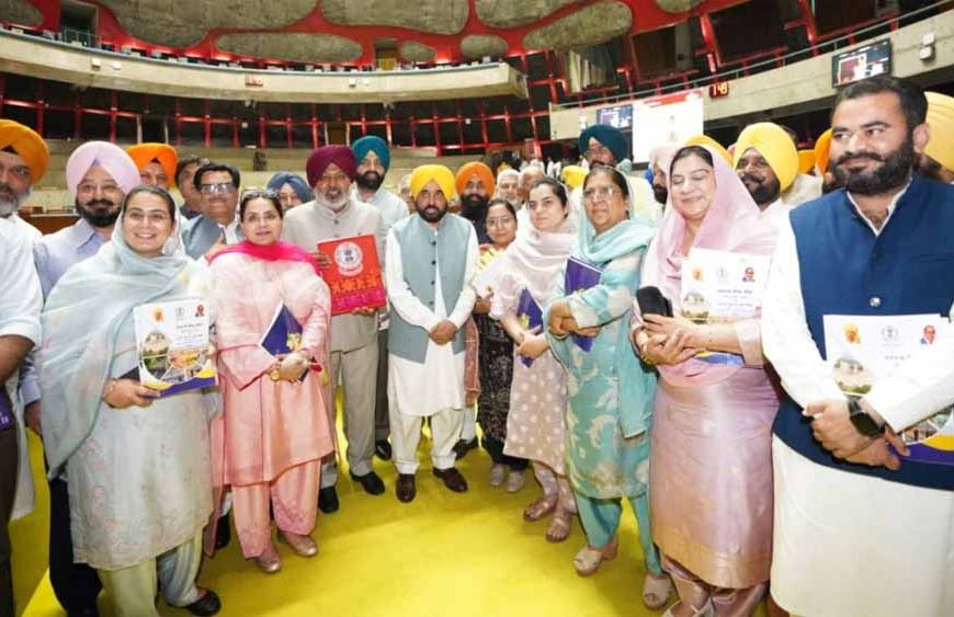 पंजाब सरकार ने पूरे किए सभी चुनावी वादे, सीएम भगवंत मान ने गिनाईं उपलब्धियां