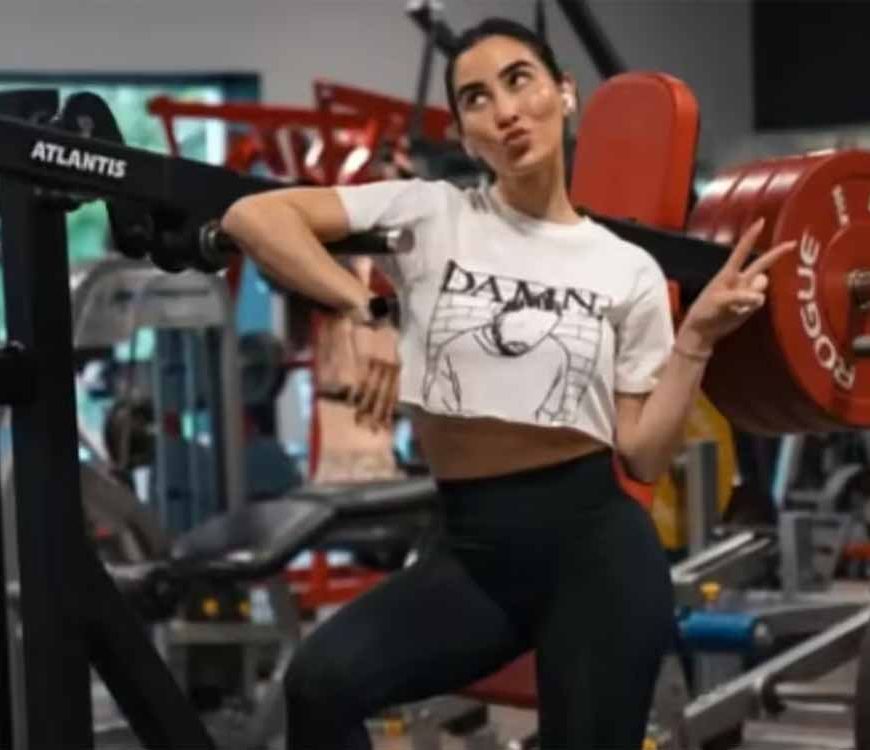 Industry को बड़ा झटका! नहीं रही Fitness Icon… Shock में फैंस और परिवार