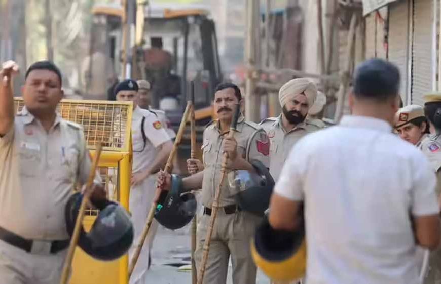 उत्तम नगर तरुण हत्याकांड में बड़ा खुलासा: गुब्बारे के छींटों से भड़का विवाद, मुख्य आरोपी सायरा गिरफ्तार