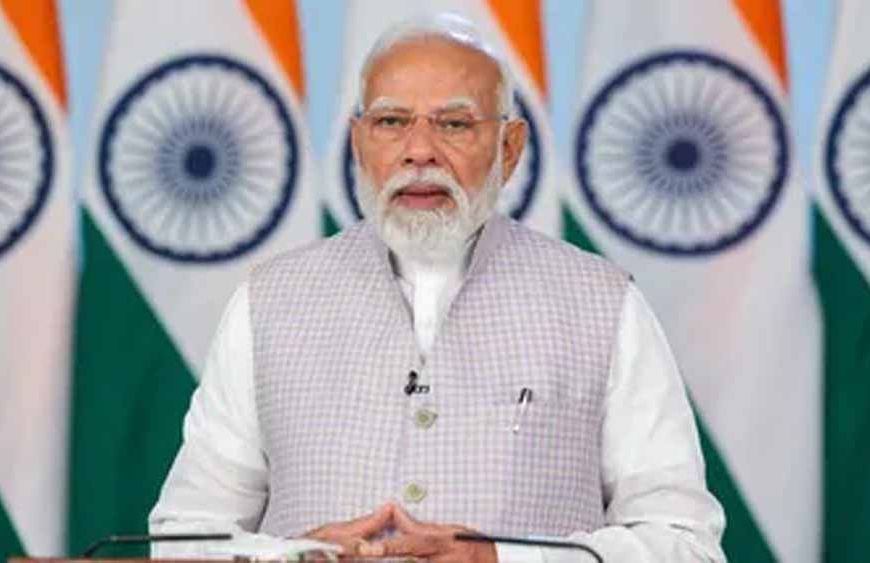 LPG संकट पर PM मोदी की हाईलेवल बैठक, पेट्रोलियम और विदेश मंत्री के साथ की स्थिति की समीक्षा