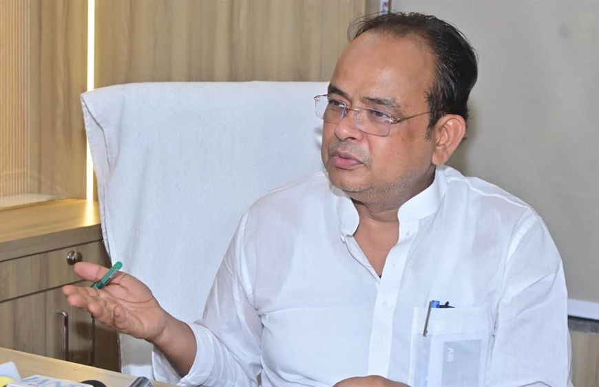 एलपीजी सिलेंडर की बढ़ी कीमतें अस्वीकार्य, धरना देंगे : मंत्री इरफान अंसारी