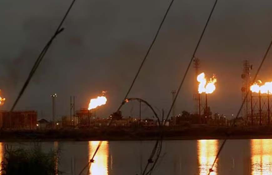 Iran War: समंदर का सिकंदर बनकर उभरा ईरान, इराक से सऊदी तक धमाकों से मचा हड़कंप, बहरीन में अमेरिकी सैन्य अड्डे पर हमला