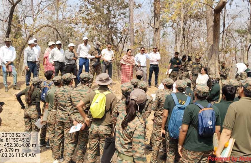 प्रशिक्षु आईएफएस अधिकारियों ने छत्तीसगढ़ में भू-जल संरक्षण कार्यों का किया अध्ययन प्रशिक्षु आईएफएस अधिकारियों ने
