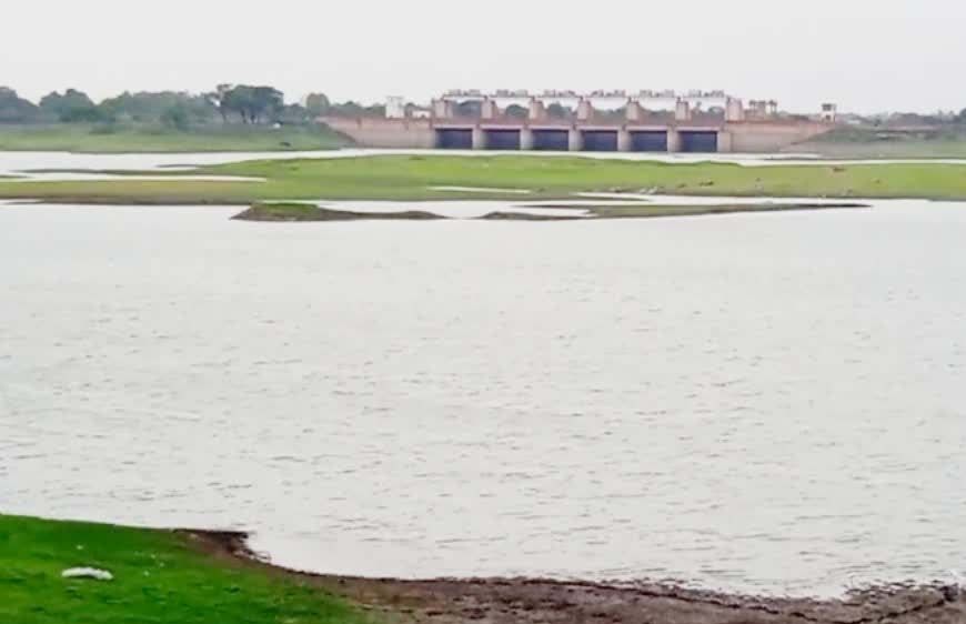 गंभीर डेम में सिर्फ 84 दिन का पानी, नर्मदा लाइन का टी-कनेक्शन 1 साल से लंबित