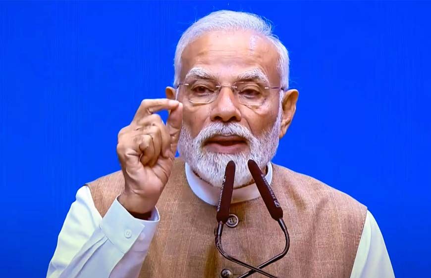 बंगाल में हिंदुओं को अल्पसंख्यक बनाया जा रहा है', पीएम मोदी ने ममता सरकार पर किया बड़ा हमला