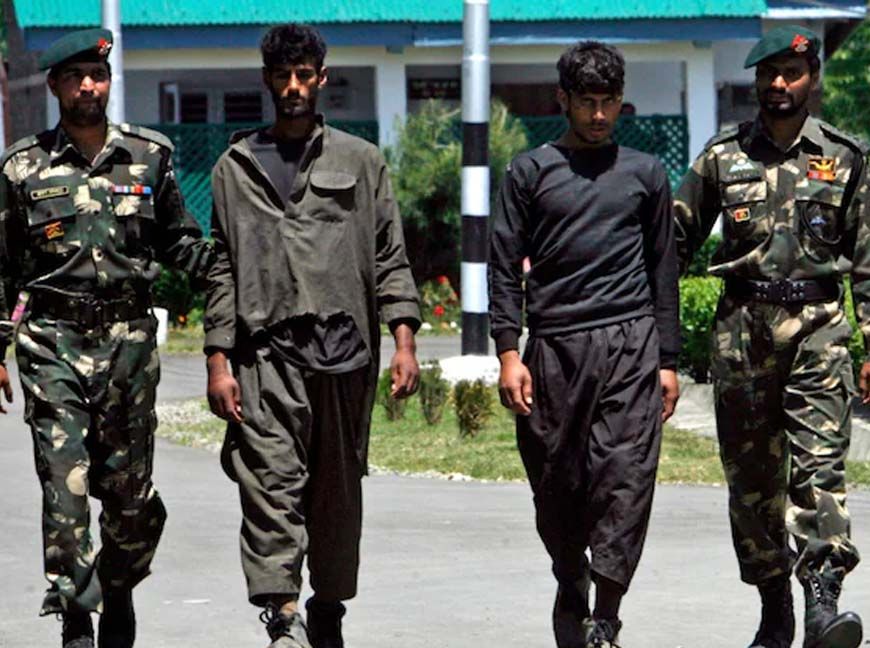 तिहाड़ से छूटा, आसिम मुनीर की गोद में बैठा, पहलगाम में मचाई तबाही, अब बना मोस्ट वांटेड आतंकवादी