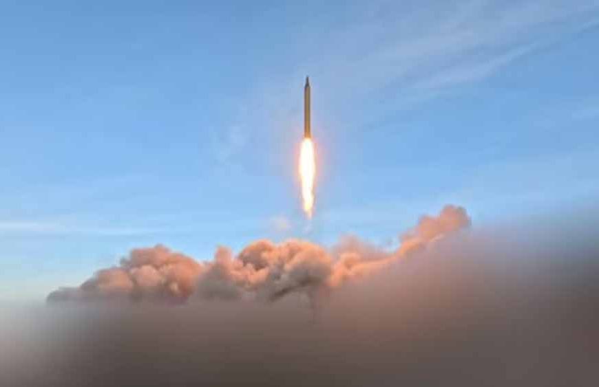 खर्ग द्वीप पर हमले से भड़का ईरान, दुबई और कुवैत एयरपोर्ट पर ताबड़तोड़ हमले, मची अफरातफरी