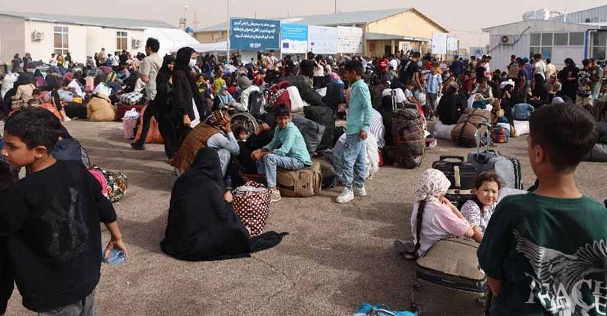 ईरान में संकट गहराया: हजारों लोग बेघर, 32 हजार लोगों ने अफगानिस्तान में ली शरण – संयुक्त राष्ट्र