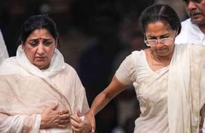 बारामती उपचुनाव में बड़ा फैसला: सुप्रिया सुले ने सुनेत्रा पवार के खिलाफ नहीं उतारा उम्मीदवार