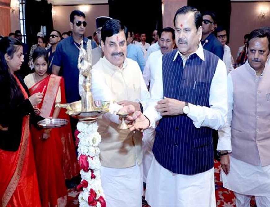 कृषक कल्याण वर्ष में कृषि क्षेत्र को मजबूत बनाने और कृषक कल्याण की योजनाओं को धरातल पर उतारने का करें कार्य : मुख्यमंत्री डॉ. यादव