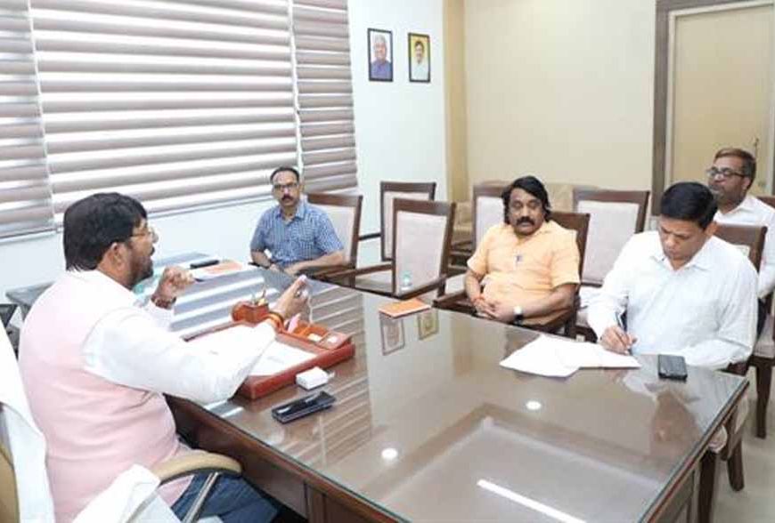 मुख्यमंत्री डेयरी प्लस एवं डॉ. भीमराव अंबेडकर कामधेनु योजना का हि‍तग्राहियों को अधिक से अधिक दिलाएं लाभ