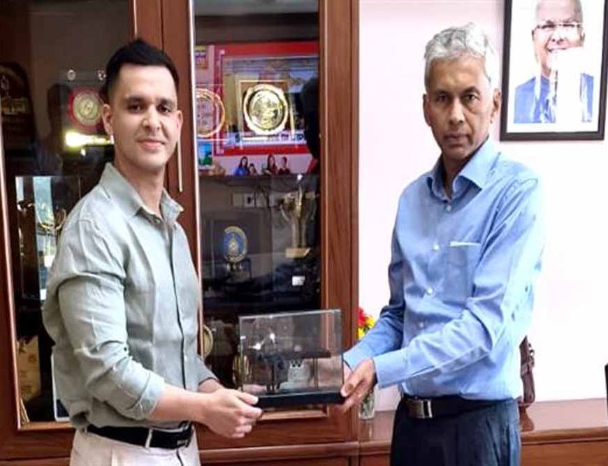 मुख्य सचिव  जैन से आईज़ीआई वेंचर्स के संस्थापक ने की भेंट
