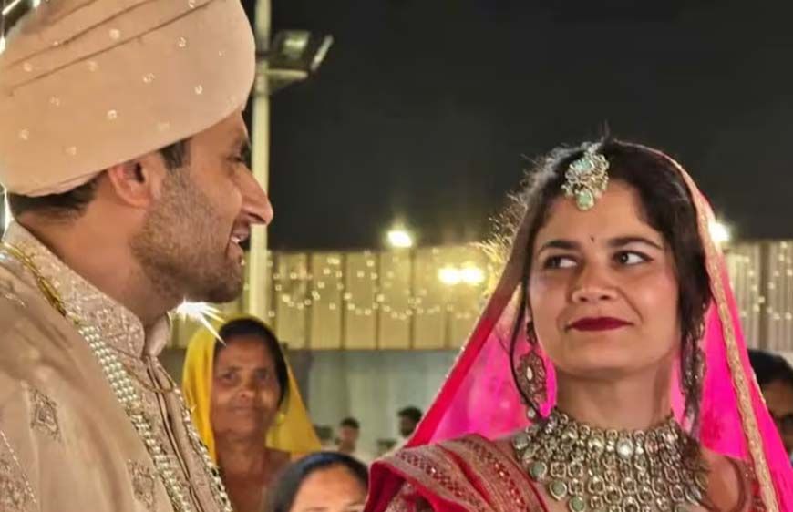 सहारनपुर में आर्मी के मेजर ने कैप्टन दुल्हन संग लिए फेरे, सिर्फ एक रुपया और शगुन में नारियल से पेश की सादगी की मिसाल