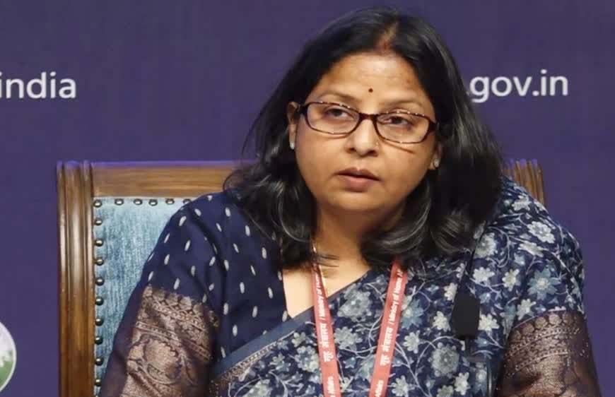 देश में घरेलू LPG और कच्चे तेल का पर्याप्त भंडार उपलब्ध, सरकार का बयान