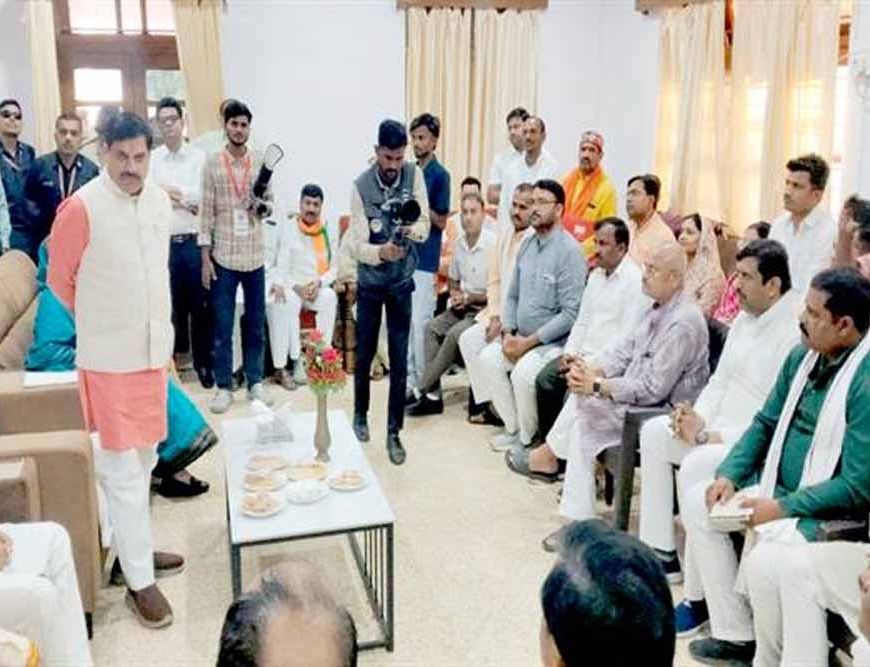 मुख्यमंत्री डॉ. यादव ने कलेक्टर सीधी और गुना एसपी को हटाने के दिये निर्देश