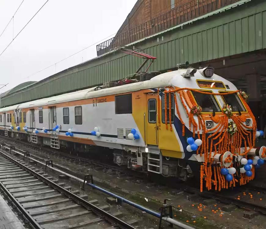 गर्मी में सफर होगा आसान! 18+ ‘समर स्पेशल ट्रेनें’ चलाने का ऐलान, पूरा शेड्यूल जारी