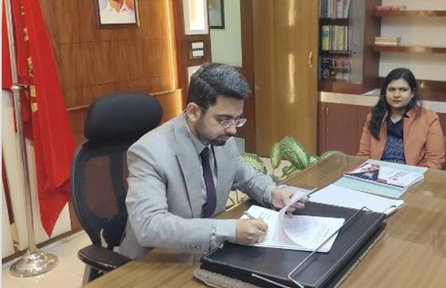 एसडीएम ने डीसी पर तंग करने का आरोप, चीफ सेक्रेटरी को पत्र लिखकर जांच और ट्रांसफर की की मांग