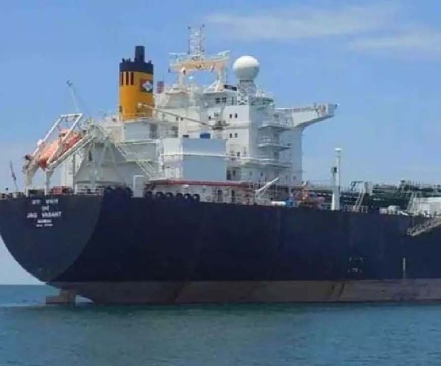 तेल संकट के बीच सऊदी अरब और UAE से भारत आ रहे टैंकर, सरकार ने दी बड़ी राहत की जानकारी