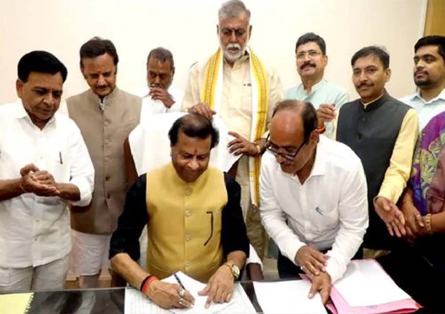 पवैया ने राज्य वित्त आयोग अध्यक्ष का कार्यभार संभाला, डिप्टी CM और मंत्रियों की मौजूदगी में हुआ समारोह