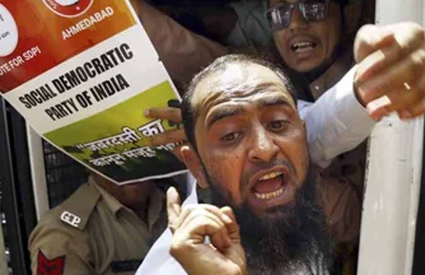 गुजरात विधानसभा में UCC बिल पेश: शादी और लिव-इन पर एक समान कानून, अहमदाबाद में विरोध तेज