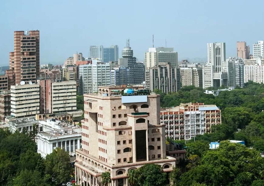 मिडिल ईस्ट तनाव का रियल एस्टेट पर असर, घरों के दाम बढ़ने का खतरा