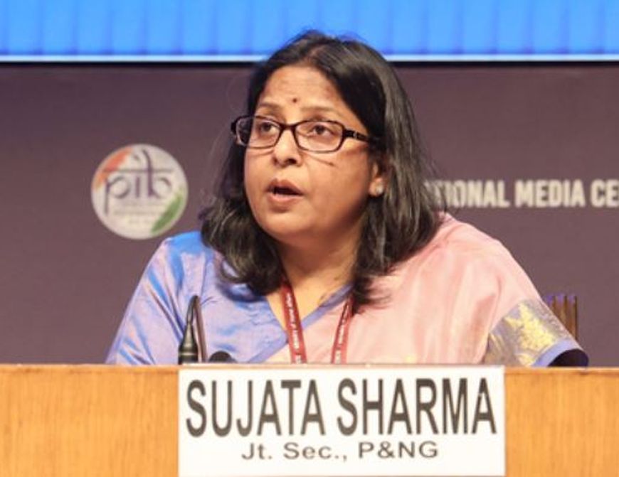 देश में पेट्रोल-डीजल की नहीं कोई कमी, LPG ऑनलाइन बुकिंग 92% तक पहुंची: पेट्रोलियम मंत्रालय
