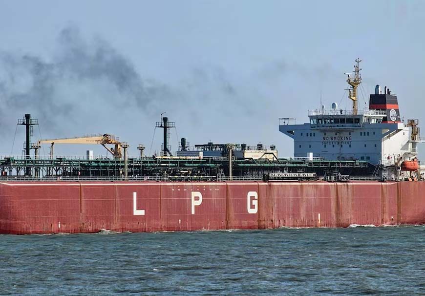खुशखबरी: 42 हजार टन LPG लेकर जग वसंत वेसल होर्मुज से गुजरात पहुंचा