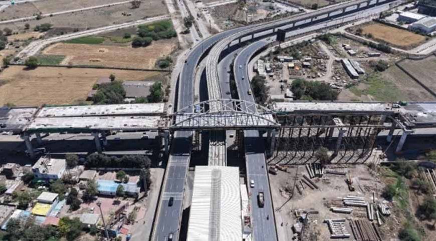 इंदौर में इंजीनियरिंग का कमाल: 23 मीटर ऊंचाई पर 400 टन का स्टील गर्डर लॉन्च, 12 घंटे में पूरा हुआ काम