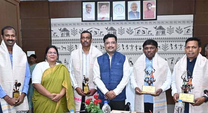 गोवा के मंत्री डॉ. रमेश तावड़कर ने देखी छत्तीसगढ़ की जनजातीय गौरव की झलक