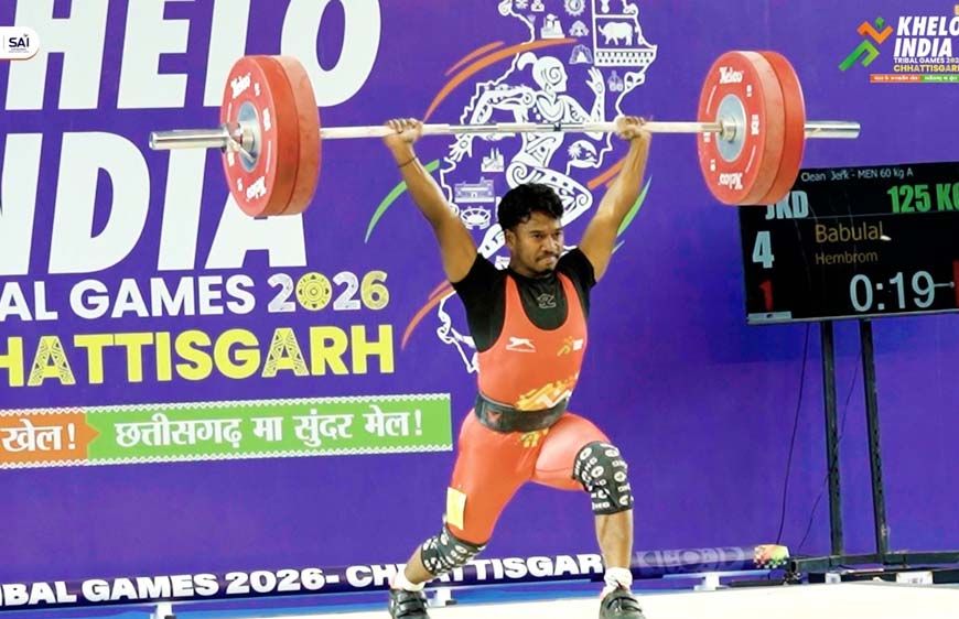 आर्थिक तंगी से जूझते हुए झारखंड के वेटलिफ्टर बाबूलाल हेम्ब्रम एक-एक मेडल के साथ बना रहे हैं अपनी पहचान
