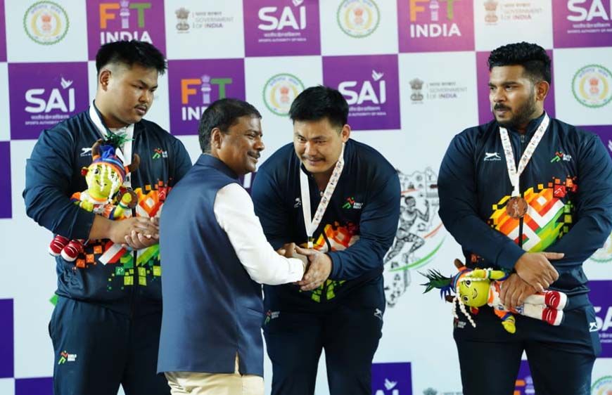 वेटलिफ्टिंग स्पर्धा में अरुणाचल पुरुष और असम महिला वर्ग में ओवरऑल चैम्पियन