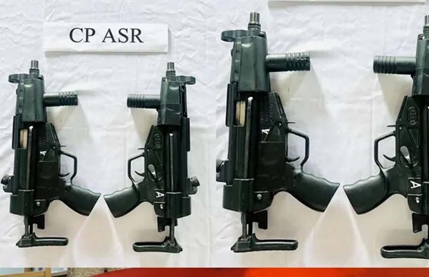 अमृतसर में पुलिस की बड़ी सफलता, नाकेबंदी के दौरान दो सब-मशीन गन बरामद, बड़ी साजिश नाकाम