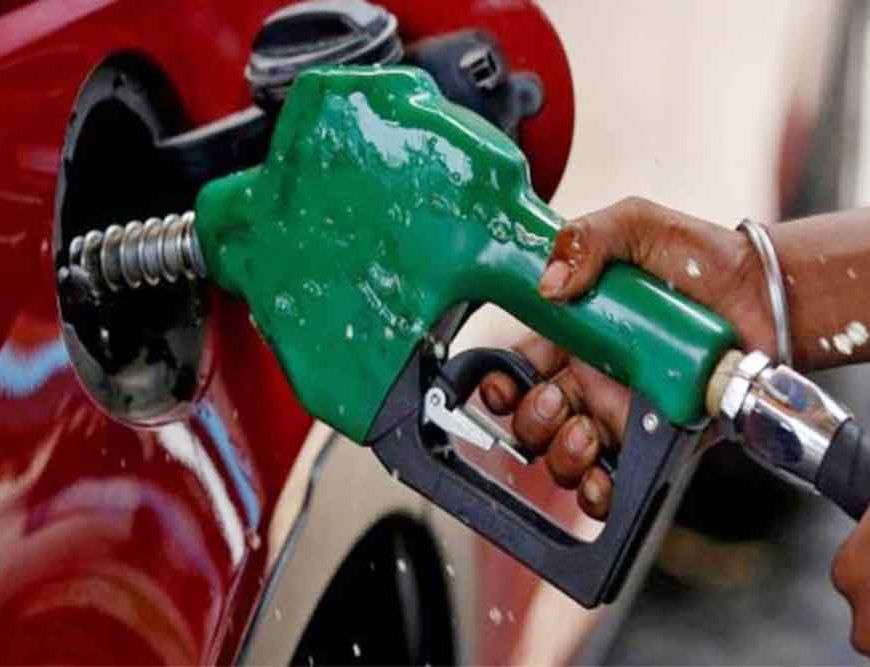 1 अप्रैल से नया नियम लागू: पेट्रोल पंपों पर मिलेगा सस्ता इथेनॉल मिश्रित ईंधन