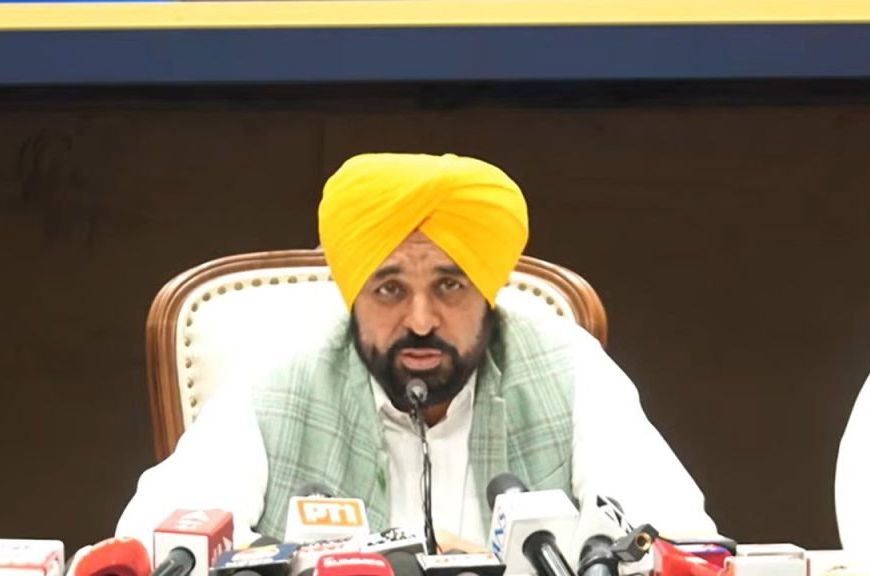 पंजाब के सरकारी स्कूलों में अनुपस्थिति पर लगेगी लगाम सीएम भगवंत मान की बड़ी घोषणा