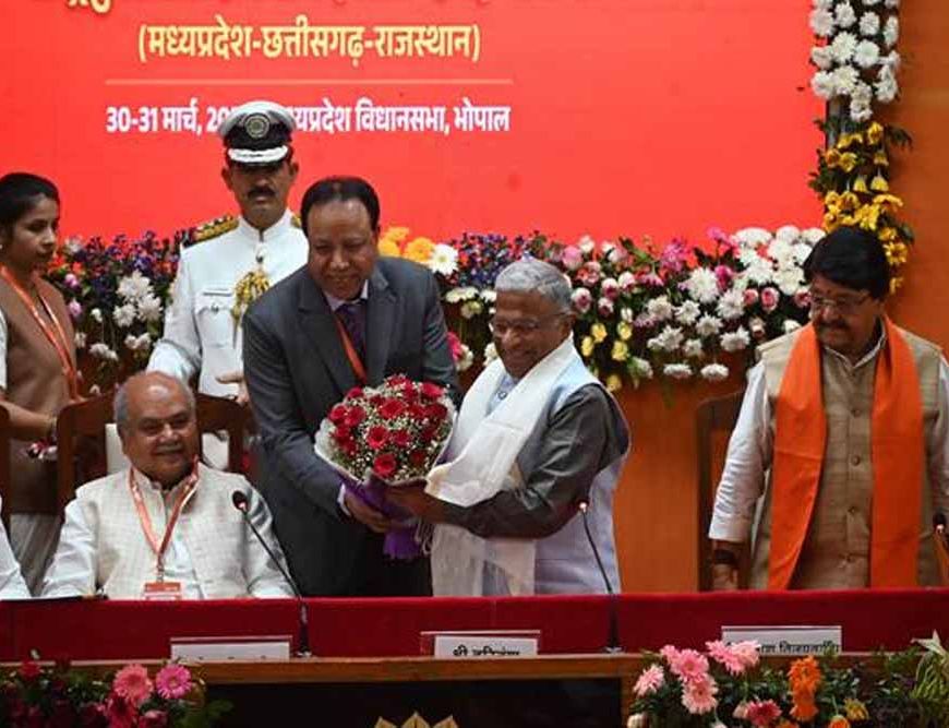 2047 के विकसित भारत के लिए विधानसभा अध्यक्ष  नरेंद्र सिंह तोमर ने युवा विधायकों के दिलवाए 5 संकल्प