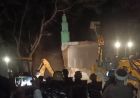 बुलडोजर कार्रवाई, लखनऊ के बीकेटी में सरकारी जमीन पर बनी मस्जिद को प्रशासन ने ढहाया