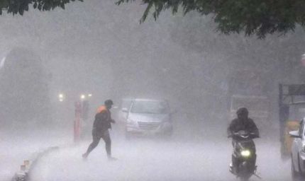 IMD अलर्ट: अप्रैल के पहले हफ्ते में गिर सकता है तापमान, कश्मीर से केरल तक बारिश और बर्फबारी का पूर्वानुमान