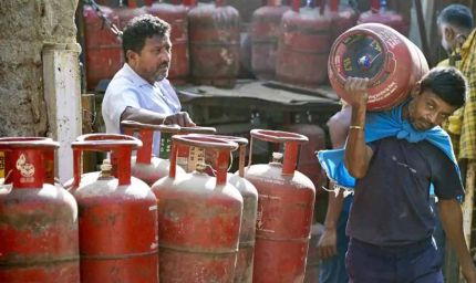 बिना राशन कार्ड भी मिलेगा गैस सिलेंडर! प्रवासी, मजदूर और छात्रों को बड़ी राहत
