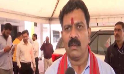 बस्तर के बच्चों का जोश: ‘कलेक्टर-एसपी बनने चलो’ गीत पर गूंजा मंच, गृहमंत्री भी हुए शामिल