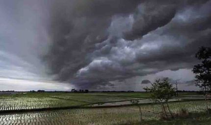 झारखंड में मौसम का मिजाज बदला, रांची समेत 13 जिलों में बारिश और वज्रपात का 'येलो अलर्ट' जारी