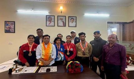 उप मुख्यमंत्री  देवड़ा से पैरा नेशनल गेम्स के विजेता खिलाड़ियों ने की भेंट