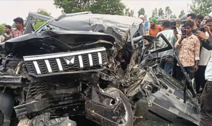 बरेली में बड़ा हादसा: खड़े टैंकर से बोलेरो-बाइक टकराई, पांच की मौत