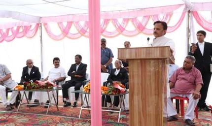 जिला न्यायालय परिसर में स्वच्छ पेयजल आपूर्ति कार्य का उप मुख्यमंत्री ने किया भूमि पूजन