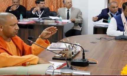 स्टूडेंट्स को टैबलेट, शिक्षामित्रों को डबल मानदेय: योगी कैबिनेट के 22 अहम फैसले