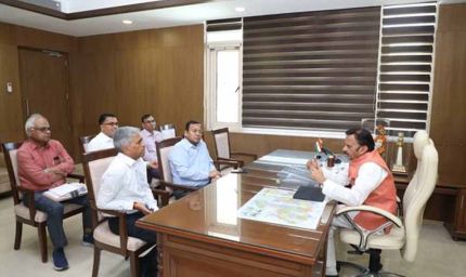 दीर्घकालिक उपयोगिता और समग्र विकास को ध्यान में रखकर करें विकास कार्य : उप मुख्यमंत्री शुक्ल