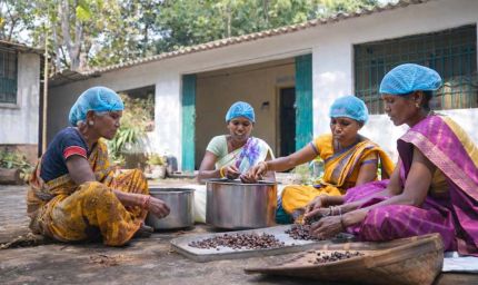 रायपुर : वन धन विकास केंद्र पंचक्की : स्व-सहायता समूहों को 23 लाख से अधिक की वार्षिक आय