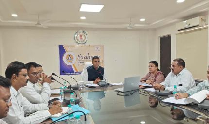 बलौदाबाजार : लोक सेवा गारंटी के प्रकरणों का समय सीमा में करें निराकरण-कलेक्टर