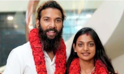 मोनालिसा की शादी में बड़ा फर्जीवाड़ा, फरमान पर पॉक्सो एक्ट के तहत मुकदमा; कुंभ गर्ल की उम्र छिपाने पर MP-केरल के DGP को दिल्ली तलब